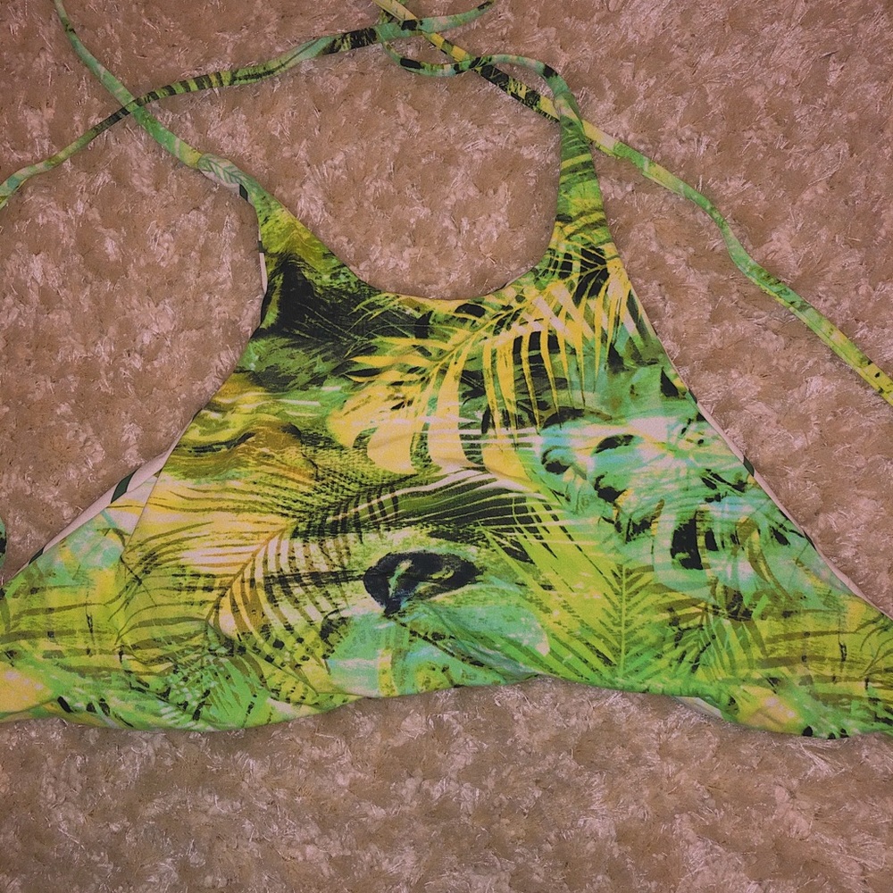 reversible halter bikini top!!